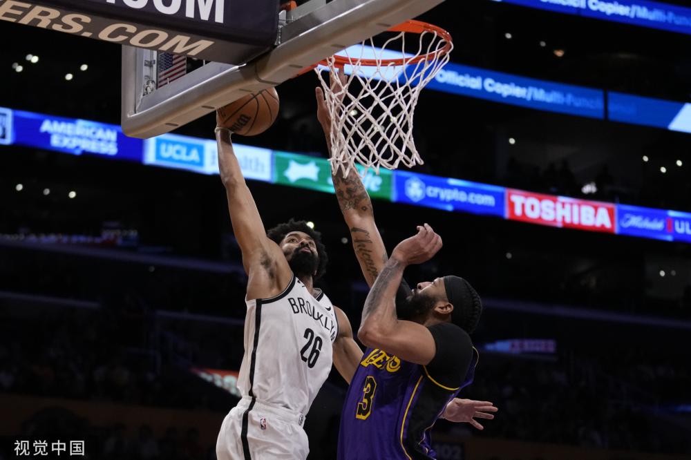 频繁的上场 频繁的上场