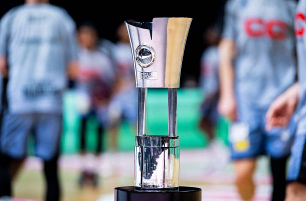 另一方面做 另一方面做